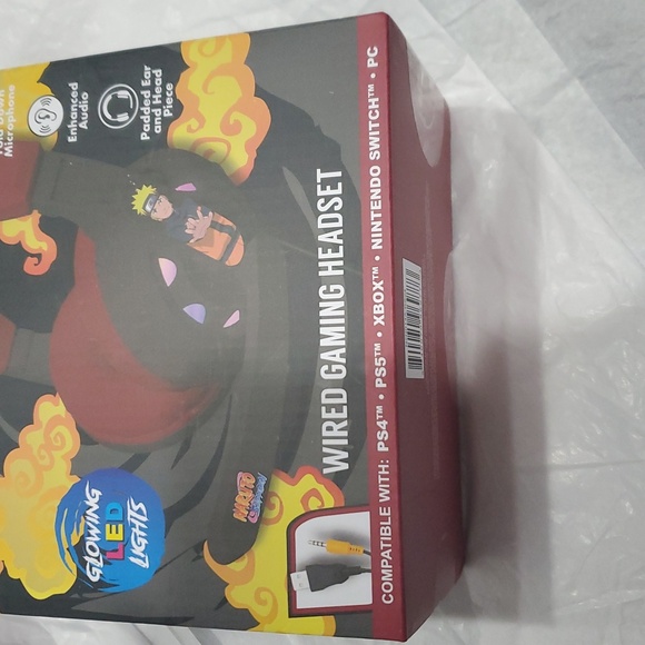Naruto Shippuden wired Glowing LED gaming headset with fold down microphone new - Picture 6 of 11